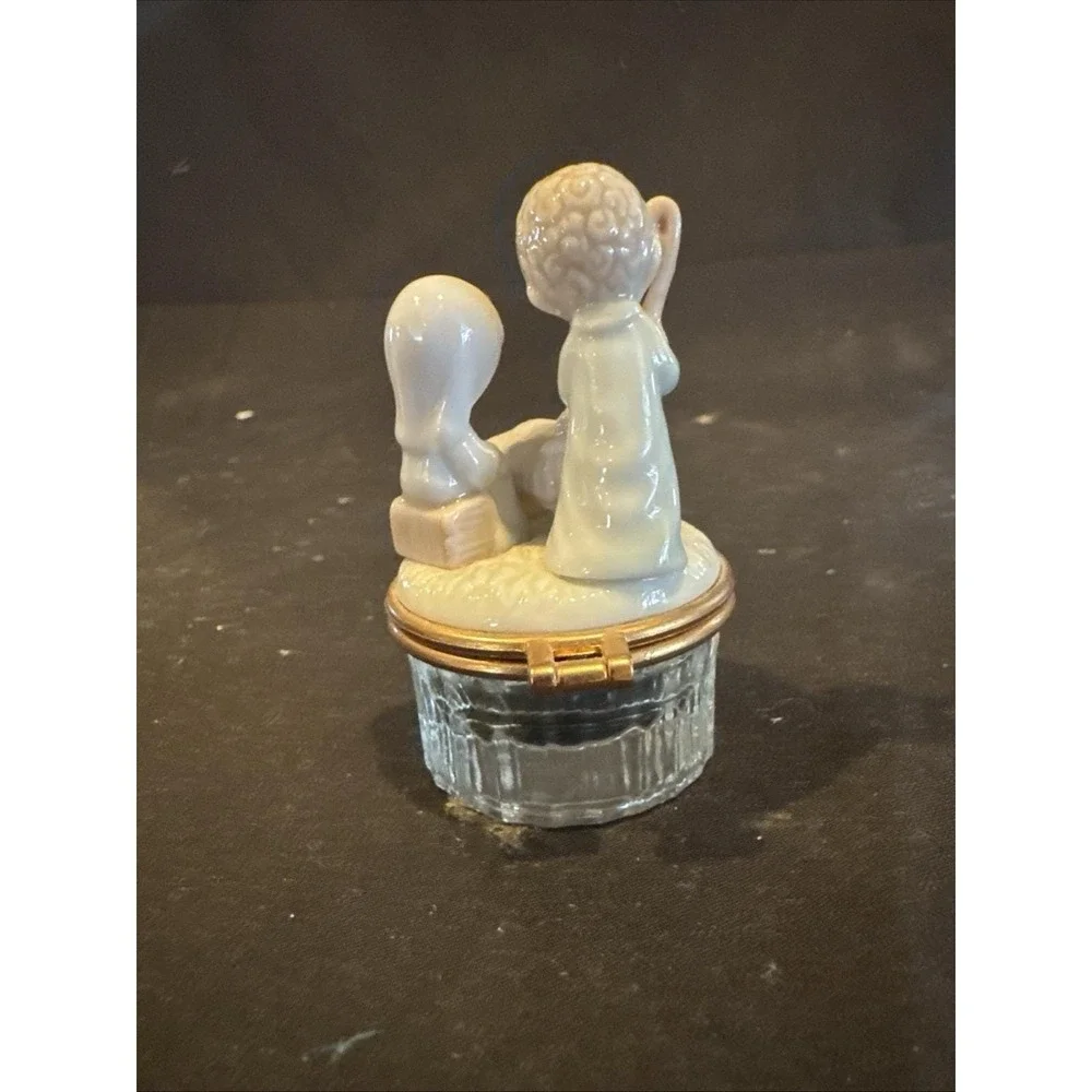 Vintage 2000 Enesco Precious Moments Nativity Hinged Ring Trinket Box